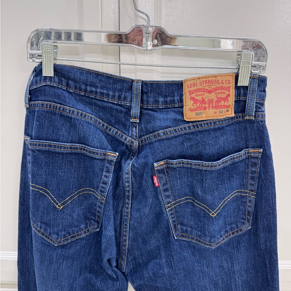 Levi's 505 32 x 30 Men's Dark Blue Relaxed Jeans